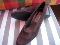 TOP! Tamaris Schuhe Pumps Gr. 38 (UK 5) braunes Veloursleder Echtleder