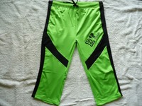 Fitness-Pants / Laufhose, knielang, grün, Gr. L - NEU