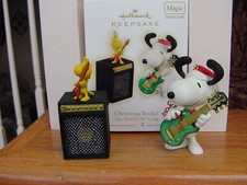 Christmas Rocks Snoopy w Guitar 2009 Hallmark Ornament Woodstock Peanuts Magic w