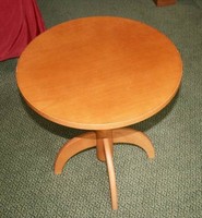 MaDü13 Tisch rund Holz Beistelltisch klein Hotel Hotelzimmer