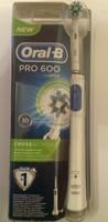 BRAUN ORAL-B PRO 600 CROSS ACTION ELEKTRISCHE ZAHNBÜRSTE 3D NEU 