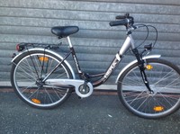 200 km! Hera Technics Damenrad 26 Zoll,Tiefeinstieg,7 G Nabensch.,Nabendynamo !