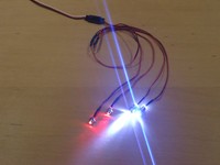 4 x LED Xenon Beleuchtungs Set für RC Autos mit Metallfassung 1:10 - 1:8.