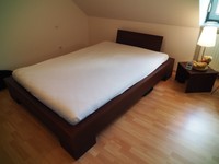 Tolles dunkles Bett massiv aus  Buche 140x200cm - vom schreiner gebaut