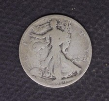 Liberty Walking Half Dollar 1919 D...............8-15--19  pg