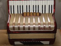 Akkordeon Hohner Concerto 3, Concerto III, 72Bass, rot,sehr guter Zustand TOP!