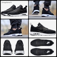 Sz 10 Nike Air Max Tavas SE Running Shoes Black White 718895-001 Special Edt
