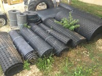 1 m² Vollgummimatte Stallmatte Gummimatte Bodenbelag Rindermatte Pferdematte NEU