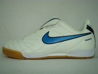 NIKE JR TIEMPO NATURAL 3 IC 28.5 NEU 45€ fussball indoor mercurial vapor total90