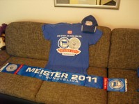 Hertha BSC TShirt - Basecap - Seidenschal Meister 2011 2.Bundesliga
