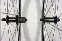 Mavic Cosmic Elite Rennrad Laufradsatz Race mit Yksion Comp Reifen