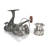 FREILAUFROLLE Top Seller Auswahl 30 40 50 + Alu Ersatzspule Angelrolle *Neu* ~mp