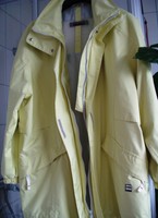 Regenjacke - Wasser abweisend - Segeljacke, Wandern - helles Gelb Gr. 44/46