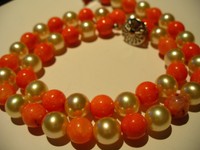 Kette aus Koralle u. Perlen D-ca 0,8cm länge -ca 44,5cm