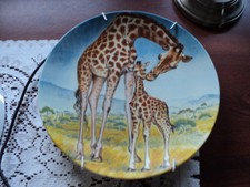 Vintage Knowles Limited edition Giraffe plate 1981 "a Kiss for Mother" #13736A