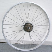K26 Hinterrad 26 Zoll  Laufrad mit Zahnkranz 6-fach Kastenfelge silber
