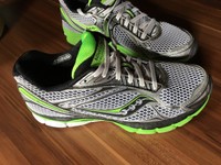 Saucony Triumph 9 Größe 42 