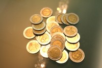 10 x 10 Baht Münzen  Umlaufmünzen sieht der 2 Euro Münze sehr ähnlich