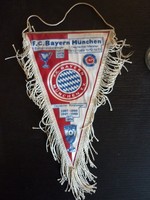 Fußball-Wimpel FC Bayern München / Bundesliga,Meister,Pokalsieger,Europacup,37cm