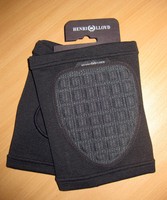 Henri Lloyd Knie-Schoner Stealth Knee Pads Gr. S schwarz Knieschützer Segeln NEU