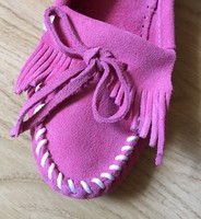 Minnetonka Pocahonta Mokassins Loafers NEU Gr. 4 (36/37) Pink Ibiza Style