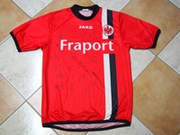 Eintracht Frankfurt Trikot Gr. S  Kinder viele Autogramme