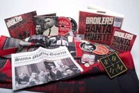 Broilers - Santa Muerte Limited Deluxe Boxset mit CD, DVD, Feuerzeug, Patch etc.