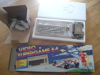 commodore C64 neu, unbenützt, nicht vergilbt und orginal verpackt