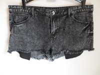 TALLY WEIJL Jeans Hot Pants Short Risse Fetzen Löcher schwarzer Used Denim 40