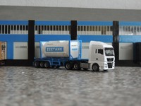 Herpa 1:87 - 771130 - MAN TGX E6 XLX 6-achs Containersattelzug + 20"Tank Zeetank