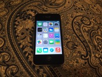 Apple iPhone 4 - 16GB - Black (Verizon) Smartphone