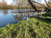 Karpfenset  Angelset Rod Pod Rute 3,66m 50er Freilaufrolle Bissanzeiger Pelzer 