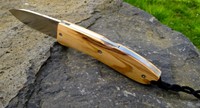 LionSteel Opera Olive D2 Stahl Olivenholz Griffschalen Taschenmesser Messer