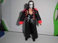 Mattel WWE Basic Wrestlingfigur STING mit Zubehör Elite- Mantel