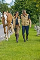 Mountain Horse Stable Vest sahara beige
