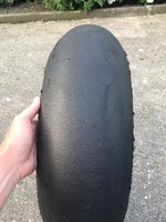 Bridgestone Slick V02 200/655R17