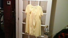 Vintage Pinehurst Pink Nylon M Nightgown Peignoir 2 Piece Set Size Medium