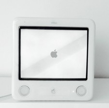 Apple eMac PowerPc G4 1.42 GHz 1GB RAM 80GB Hard Drive WITH KEYBOARD AND MOUSE