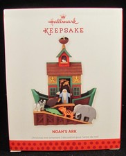 2013 Hallmark Ornament - Noah's Ark Nib