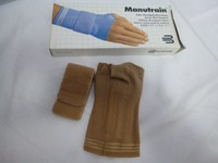 Bauerfeind ManuTrain Handgelenkbandage Links Hautfarbe Gr.3 gebraucht /S28.0