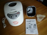 Brotbackautomat von Unold (Modell 8610)