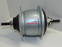 Shimano Getriebenabe NEXUS 8-Gang SG-C6010-8R mit Freilauf, 36 Loch, Silber