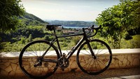 Mavic Ksyrium SLR Satz Clincher / Drahtreifen /Shimano 10/11fach + Bremsbeläge 