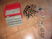 Konvolut RC Cars Autos Kiste Kyosho viele Teilen RC-Teile Modellbau Achsschenkel