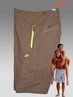 neu NIKE Sportkleidung NSW Cargo Combat Bermudashorts Braun / Limettengrün 94cm