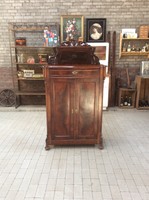 Altes Vertiko zum aufarbeiten, restaurieren oder streichen Dachbodenfund