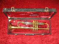 +++ Schöne, ältere Trompete +Koffer (zur Überarbeitung) +++