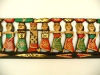 Buddha Relief Bild, Tempeltanz, Wandbild aus Holz, Länge 90cm, Höhe 24cm