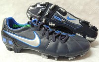 NEU Nike Total 90 Strike III L-FG Leder Nocken Fußballschuhe 385405-404