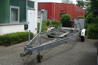 Bootstrailer für Segelboot Kielyacht 2,7 t zu mieten Anhängervermietung 